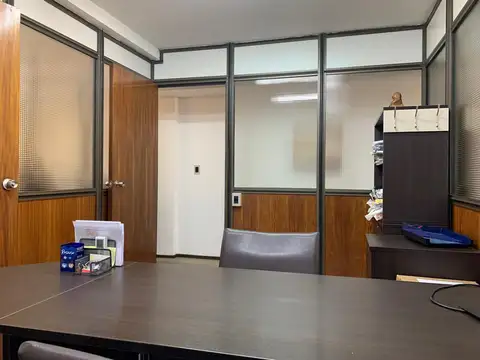 Oficina en Alquiler al Este