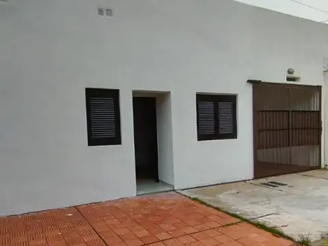 Monoambiente con division en planta baja - Dodero 119