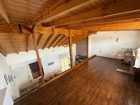 Depto Tipo Casa en Alquiler de 3 ambientes