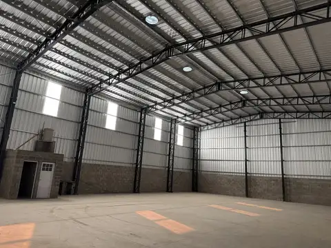 Galpon en alquiler en Roldan - Parque industrial