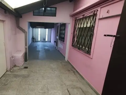 Local en Venta en Villa Santos Tesei, USD 77.000