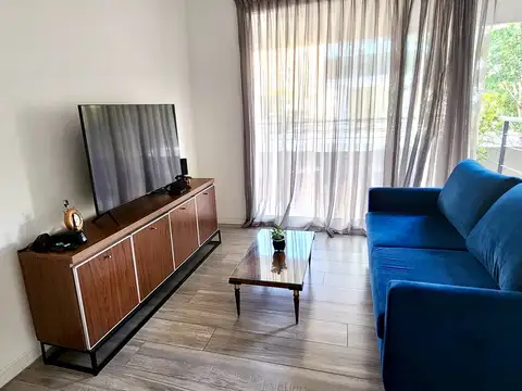 Departamento en Alquiler Temporal en Olivos Vias/Rio, USD 1.000