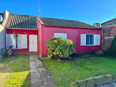 SE VENDE CASA   BARRIO 25 DE MAYO. AYACUCHO