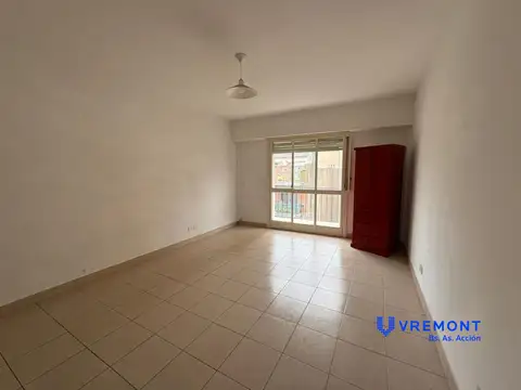 Alquiler de departamento monoambiente en el barrio de Congreso! Con balcón al frente.