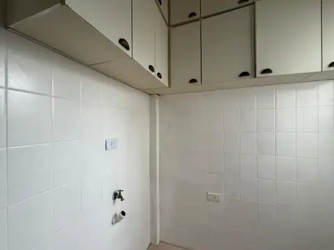 Recien pintado mega luminoso 2 amb con conex a lavarropas