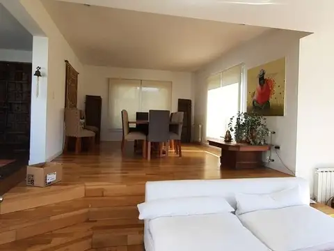 Casa en Alquiler en Praderas De San Lorenzo, USD 3.500