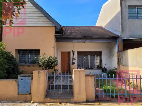 CASA 3 AMBIENTES EN VENTA 