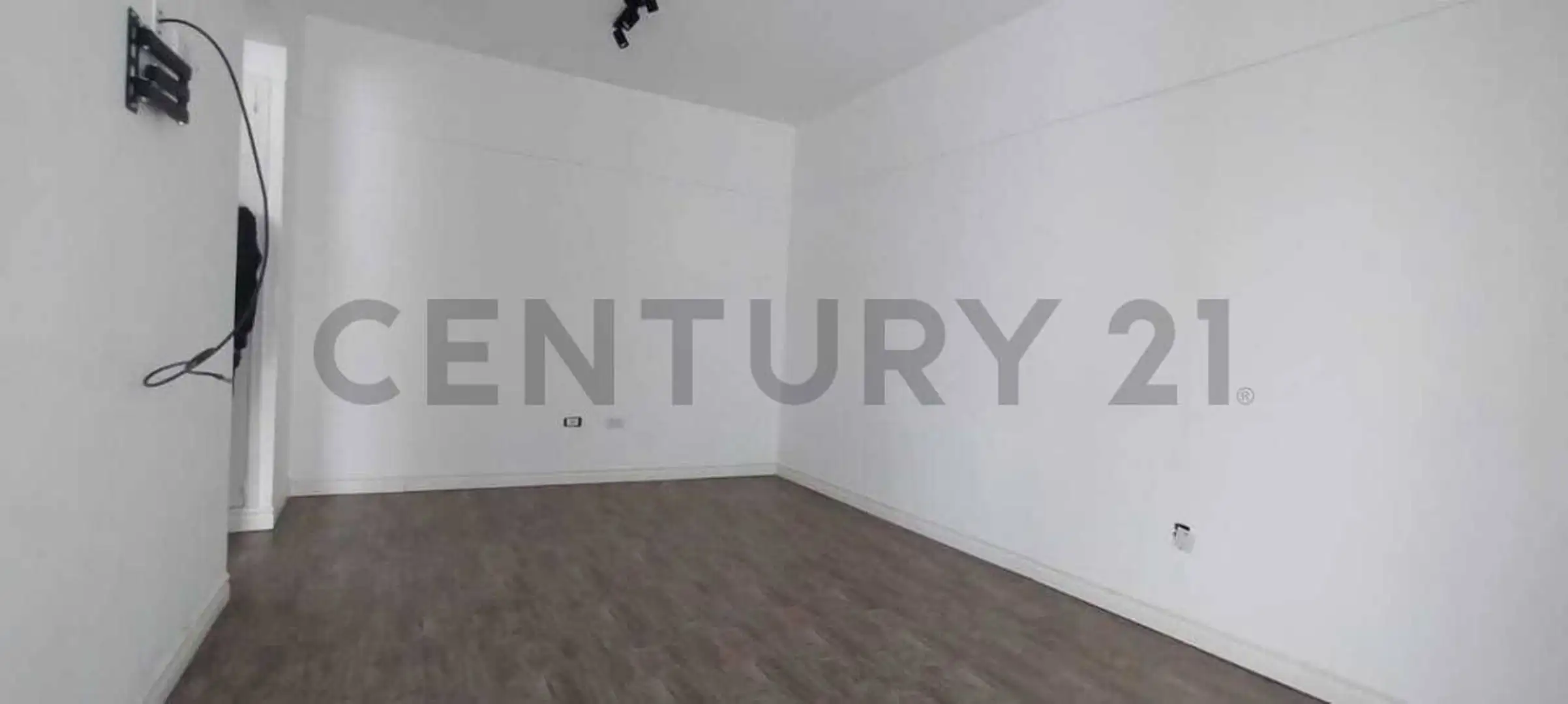 Alquiler departamento 2 ambientes reciclado en zona Aldrey
