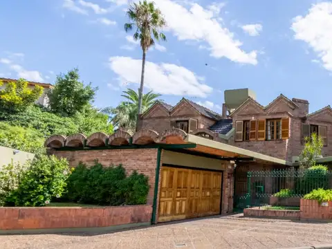 CASA | VENTA | 4 DORMITORIOS | DOBLE LOTE | PILETA | VILLA ADELINA | SAN ISIDRO