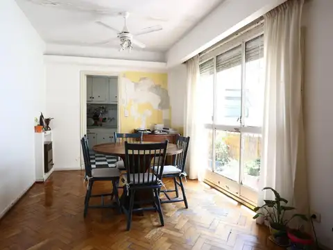 Azcuénaga 1000, Piso 7°