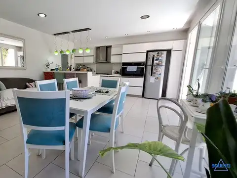 Depto Tipo Casa en Venta 15 años