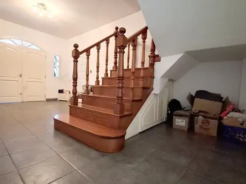 Depto Tipo Casa en Venta en Santos Lugares, USD 280.000