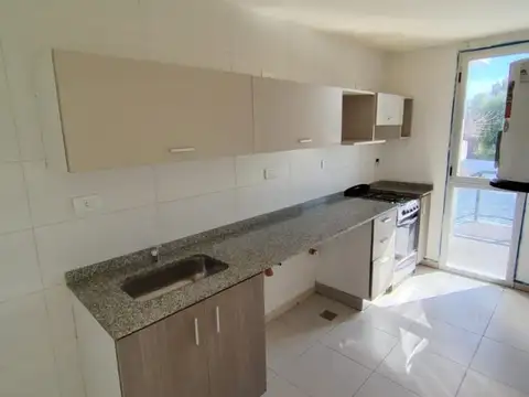 DEPARTAMENTO EN CALLE SAN MARTIN DE MAIPU