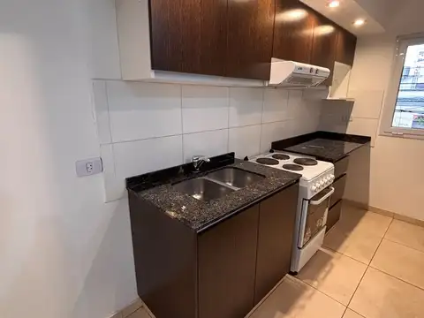 Departamento en Alquiler en Barrio Parque San Martin, $ 550.000