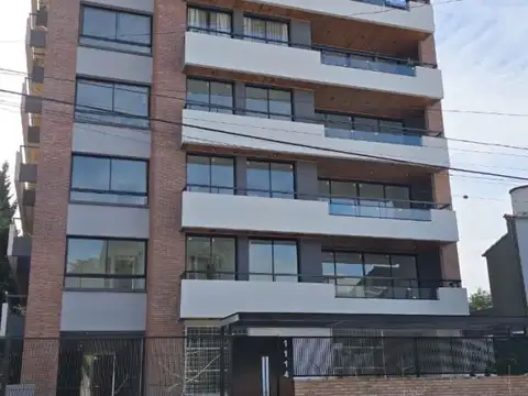Alquiler departamento tres ambientes con cochera