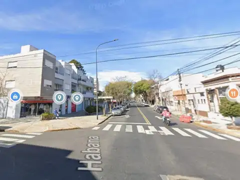 Depto Tipo Casa en Alquiler de 5 ambientes