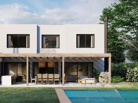 Casa en Venta con 2 cocheras