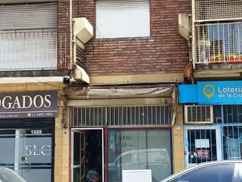 MATADEROS - LOCAL EN VENTA - SOBRE MURGUIONDO - A 70 MTS. CENTRO COMERCIAL AV. ALBERDI