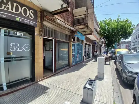 Local en Venta 47 años