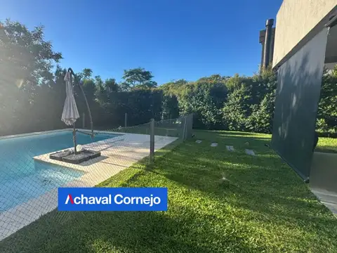 Casa en venta en Puertos, Araucarias, 4 dormitorios, con pileta 