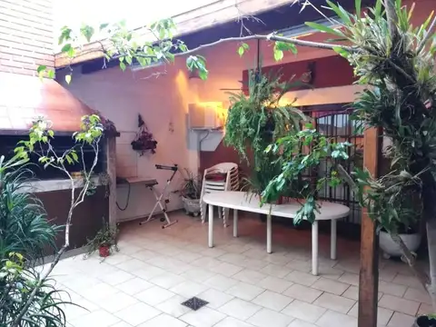 VENTA CASA 5amb Valentín Alsina Patio Terraza Coch