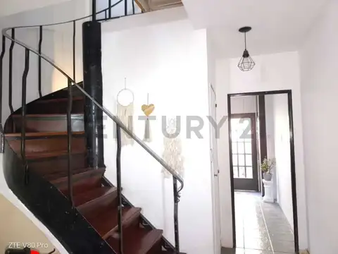 Depto Tipo Casa en Venta en Haedo, USD 92.500