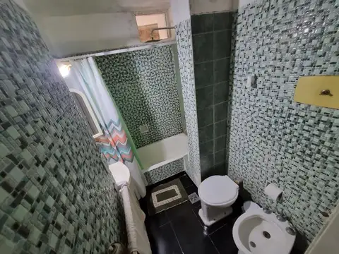 Departamento 5 ambientes con 1 baño