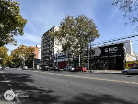 Local 1323 m2 - Av. San Martin 2800 - Rosario | Venta
