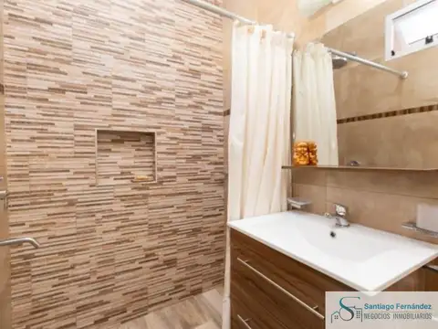 Casa 3 ambientes con 1 baño