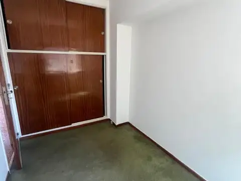 Departamento 5 ambientes con 2 baños
