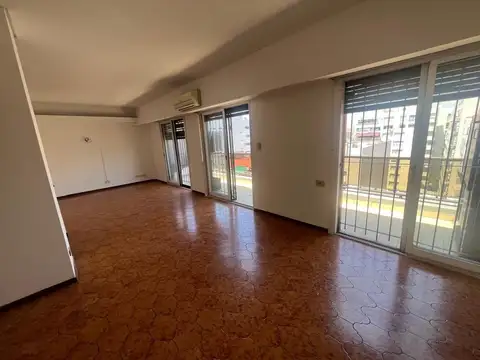 Departamento en Alquiler de 5 ambientes