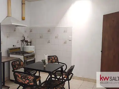 VENTA DE DEPARTAMNTO INTERNO EN MACROCENTRO