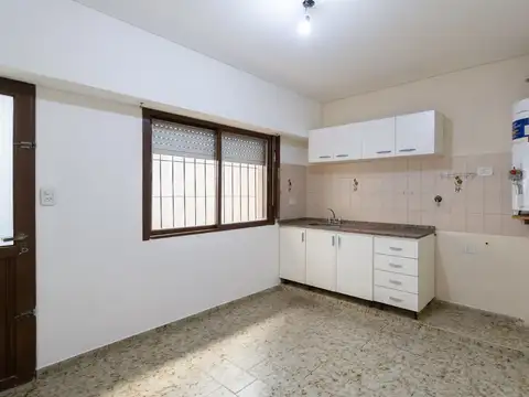 Depto Tipo Casa en Alquiler de 2 dormitorios