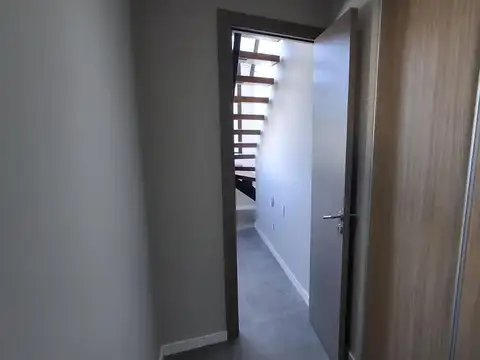 Casa 4 ambientes con 4 baños