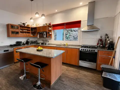 Venta casa 5 Ambientes  Barrio Los Puentes-Lujan