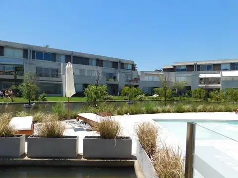 Departamento en Alquiler de 3 dormitorios