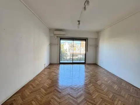 Av Santa fe al 3400