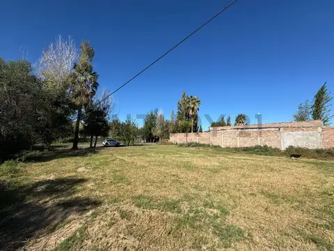 venta de terreno en corralitos calle milagros