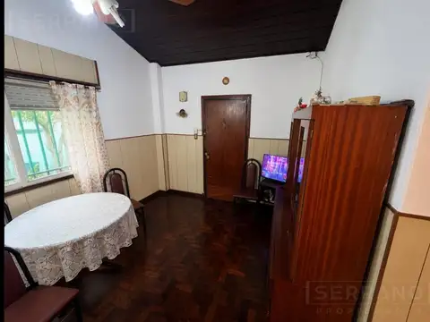 Casa 3 ambientes con 2 baños