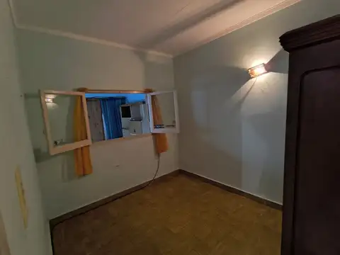 VENTA CASA 3 AMB + DEPTO 2 AMB B.Florencio Sanchez