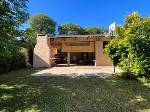 Lote N° 3 - Barrio Cuatro Estaciones 100