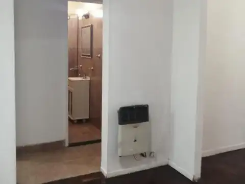 VENTA PH DE 2 AMBIENTES/PATIO/TERRAZA LOMAS DE ZAMORA