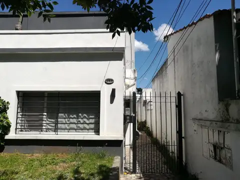VENTA PH DE 2 AMBIENTES/PATIO/TERRAZA LOMAS DE ZAMORA