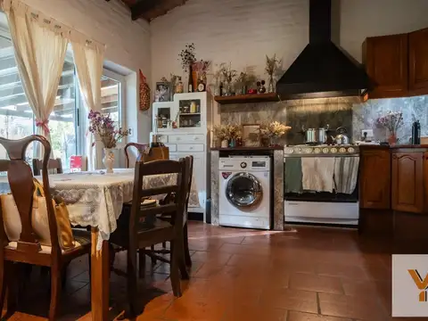 Casa 4 ambientes con 1 baño
