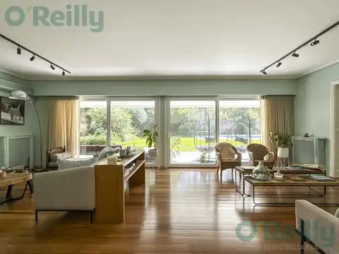 Casa en venta sobre Av Libertador  al 17000 - Béccar