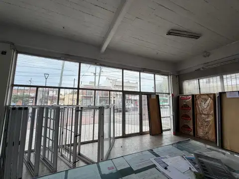 Local en Venta en Berazategui, USD 230.000