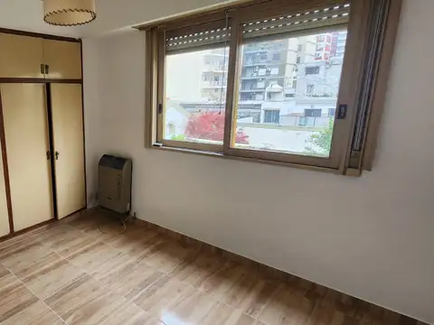 DEPARTAMENTO 2 AMBIENTES CONTRAFRENTE CON BALCON !