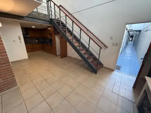 Depto Tipo Casa en Venta de 4 ambientes