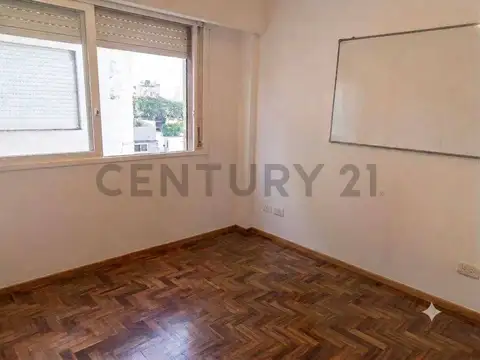 PAROISSIEN 4600, Piso 6