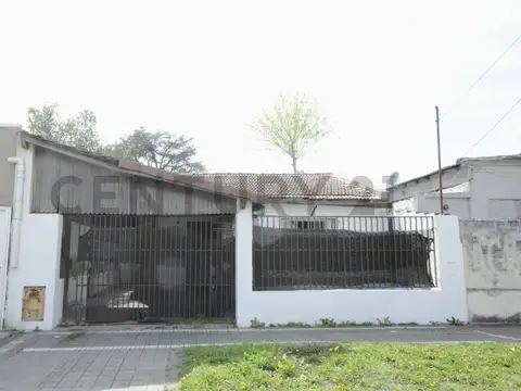 General Campos 1000, Piso 0